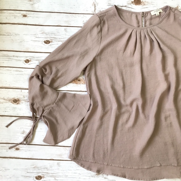 UMGEE USA Gray Oat Drawstring Bell Sleeve Boho Top - Picture 4 of 8